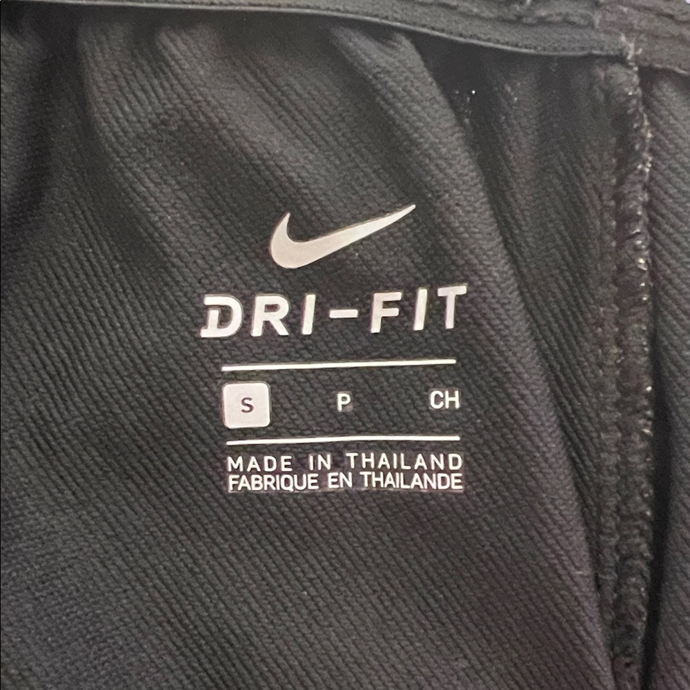 Nike Womens Dry French Terry Attack Training Shorts - Picture 9 of 9